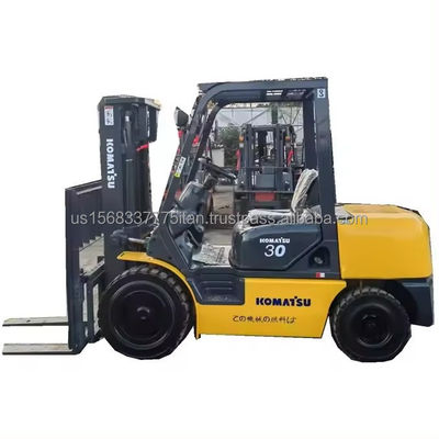Подержанный вилочный погрузчик Komatsu 30 от 2012 года отличная производительность дизельный оригинальный вилочный погрузчик