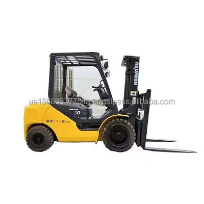 Магазины строительных материалов 3 тонны Komatsu 30 вилочная погрузка с оригинальной превосходной производительностью