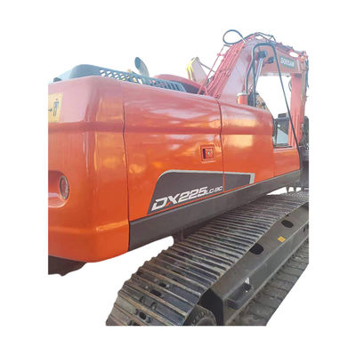 25тонная экскаваторная машина Doosan DX225LC в хорошем состоянии