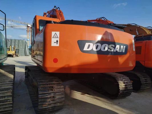 2016 год Использованный экскаватор Doosan DH220 с 21-тонной рабочей массой