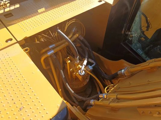 CAT 320 Экскаватор с оригинальным гидравлическим цилиндром и 0-2000 рабочими часами из Японии