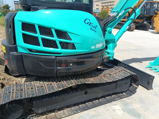 Использованный экскаватор Kobelco SK55SR с оригинальным гидравлическим насосом и низким рабочим временем
