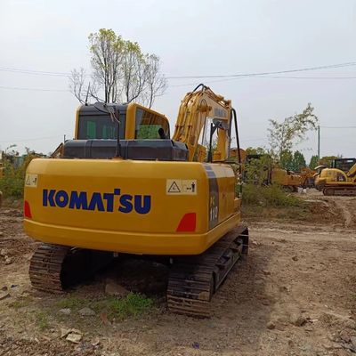 Экскаватор Komatsu PC110 с оригинальным гидравлическим цилиндром и массой машины 11000 кг