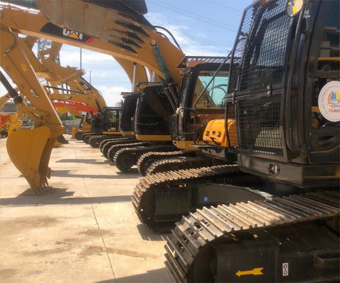 Использованный экскаватор Komatsu PC200 с рабочими часами 0-2000 и массой машины 20000 кг