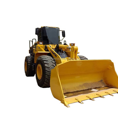 Komatsu WA 380 Используемый погрузчик в магазинах строительных материалов с отличными характеристиками