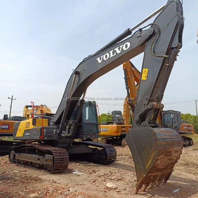 Экскаватор VOLVO EC290 в отличном состоянии 2016 год с низким рабочим временем