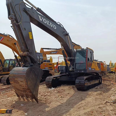 Экскаватор VOLVO EC290 в отличном состоянии 2016 год с низким рабочим временем