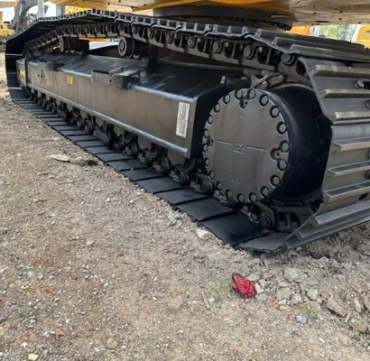 24тонный экскаватор Komatsu с мощностью 119 кВт и оригинальным гидравлическим клапаном по доступной цене