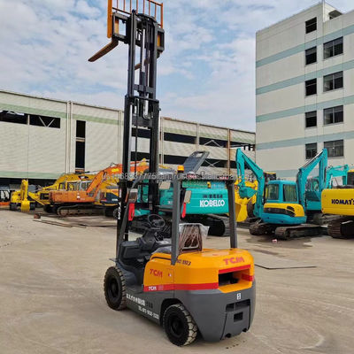 Использованный вилочный подъемник 3 тонны из Японии TCM Fork Lift Manufacture с 0-2000 рабочими часами