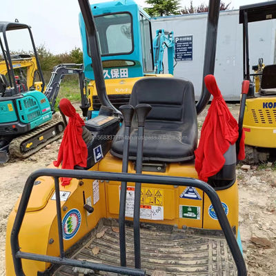 Экскаватор KUBOTA KXU17 используется в строительных мастерских с мощным двигателем и насосом