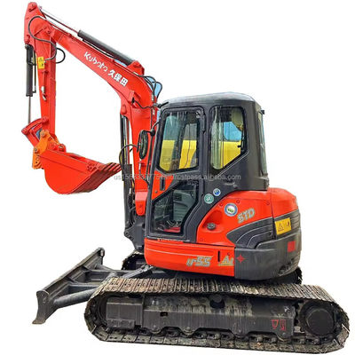 Экскаватор KUBOTA KXU55 с оригинальным гидравлическим цилиндром и рабочей массой 6ТН