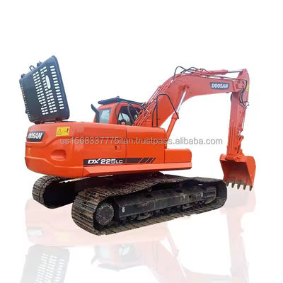 Хорошая эффективность экскаватор DOOSAN DH225 с емкостью в 1,2 м3 и низким рабочим временем