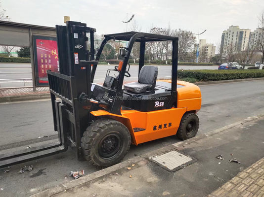 Использованный вилочный погрузчик TCM Hangzhou R50 с высокой производительностью для обработки материалов
