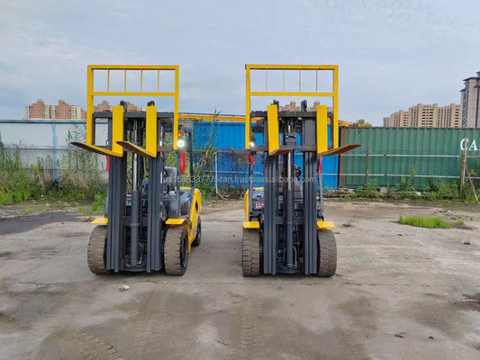 Магазины строительных материалов 3 тонны Komatsu 30 вилочная погрузка с оригинальной превосходной производительностью