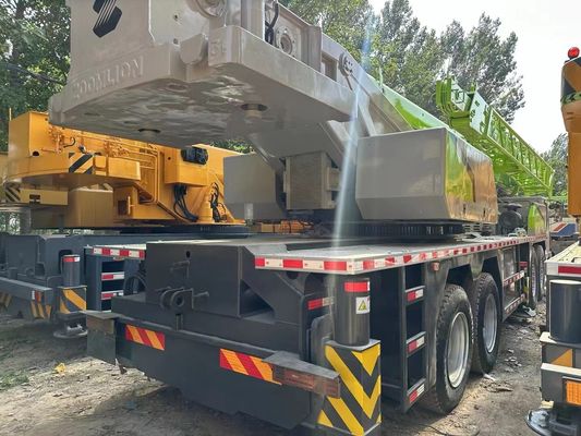 Zoomlion 80тонный кран Использованная строительная машина с 1000-1500 рабочими часами