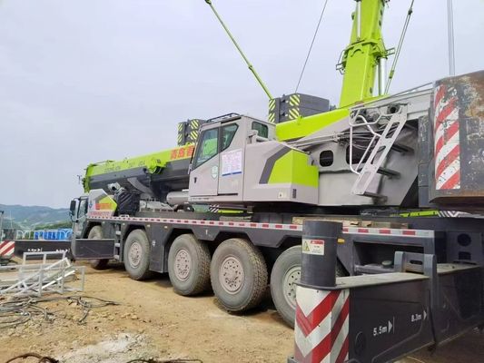 Использованный 200-тонный кран Zoomlion с максимальной грузоподъемностью 4,5 и отличными характеристиками