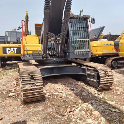 Использованный экскаватор Volvo EC480 мощностью 225 кВт и емкостью 2,2 м3 в хорошем состоянии