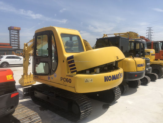 Komatsu PC60 Использованная экскаваторная погрузка 6000 кг Машина Вес оригинальный гидравлический цилиндр