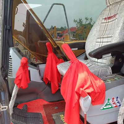 13тонная рабочая масса Использованный экскаватор Komatsu PC130 с оригинальным гидравлическим клапаном