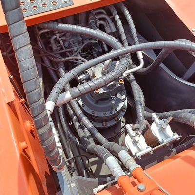 Подержанный экскаватор Hitachi ZX350 с оригинальным гидравлическим насосом в 2016 году по доступной цене