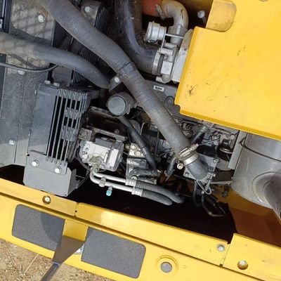 2016 Komatsu PC130 экскаватор Использованный Komatsu экскаватор с оригинальным гидравлическим цилиндром