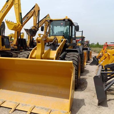 Оригинальный двигатель Вэйчая использовался на погрузчике Lingong 956F в отличном состоянии и многофункциональный
