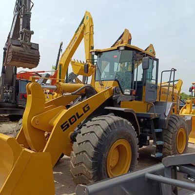 Оригинальный двигатель Вэйчая использовался на погрузчике Lingong 956F в отличном состоянии и многофункциональный