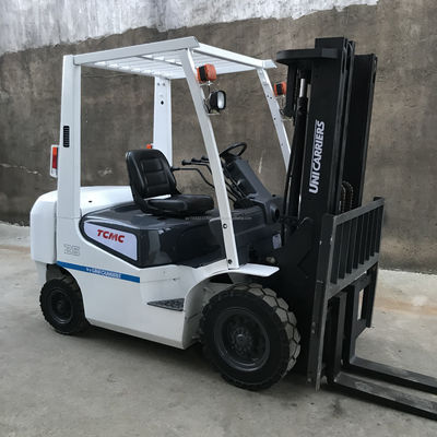 Япония TCM Forklift Manufacture 2,5-тонные подержанные вилочные погрузчики с оригинальным гидравлическим клапаном