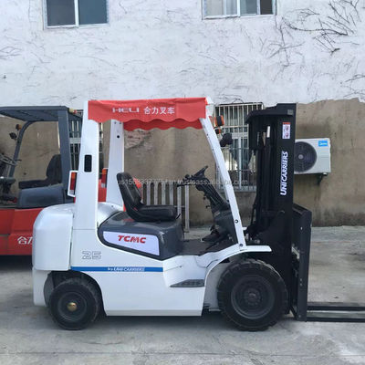 Япония TCM Forklift Manufacture 2,5-тонные подержанные вилочные погрузчики с оригинальным гидравлическим клапаном