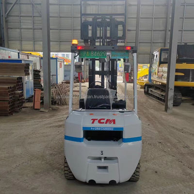 Япония TCM Fork Lift Manufacture 2016 год 45 кВ 99% TCM YGB 3 тонны Подержанные вилочные погрузчики
