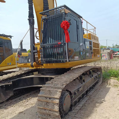 Широко используемый экскаватор Caterpillar 349 с вместимостью в ведро 3,1 м3 и низким рабочим временем