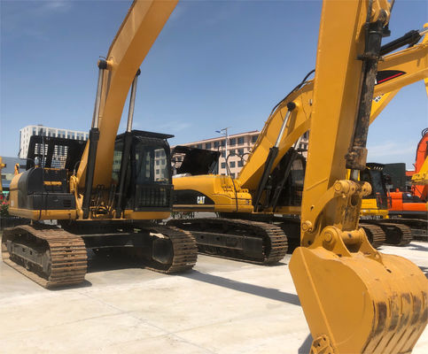 Использованный экскаватор Caterpillar 330 30тонная тяжелая машина для копания с мощностью 156 кВт 30000 кг