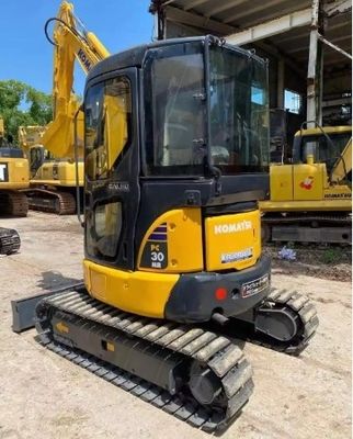 3000 кг. Подержанный экскаватор Komatsu PC30 с оригинальным клапаном в хорошем состоянии.