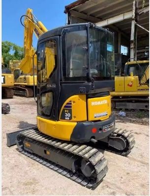 3000 кг. Подержанный экскаватор Komatsu PC30 с оригинальным клапаном в хорошем состоянии.