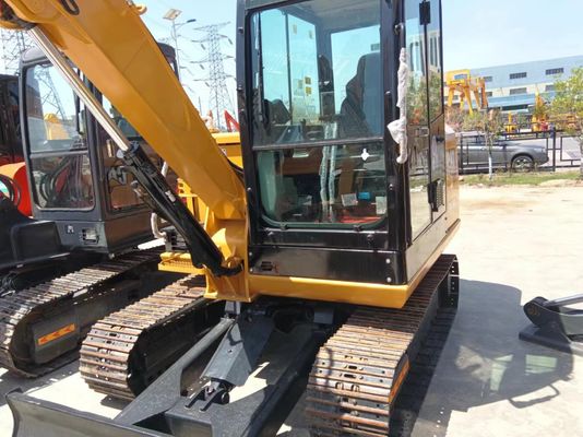 CAT305.5E2 экскаватор и доступный в 2016 году с массой машины 5500 кг