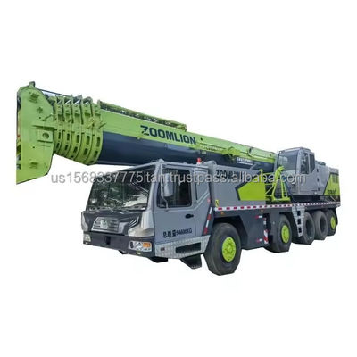 Использованный 90-тонный кран Zoomlion с максимальной высотой подъема 4,5 м и хорошей грузоподъемностью