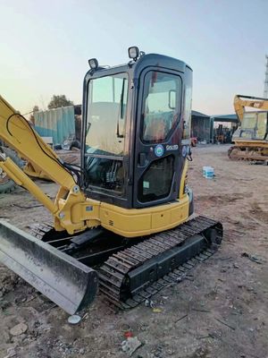 Мини экскаватор Komatsu PC35 Вторая рука с мощностью 11,2 кВт и емкостью 0.2 м3