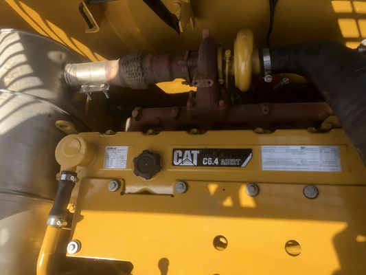 Использованный экскаватор CAT320 320D2 с емкостью в 1 м3 и рабочими часами 0-2000